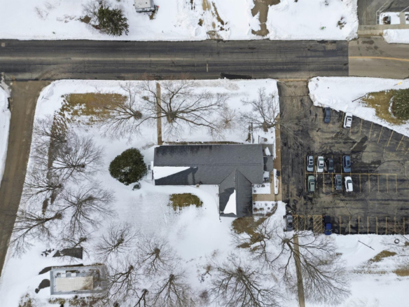 07_aerial_building_top_down.webp