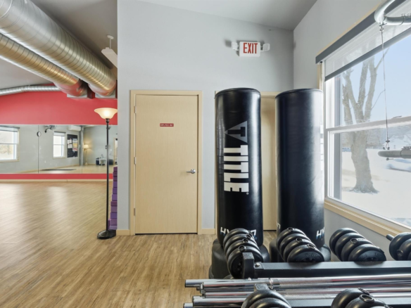 23_free_weights_heavy_bags_studio_view