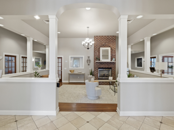 salon-de-luxe-30-17846710891918168817.webp